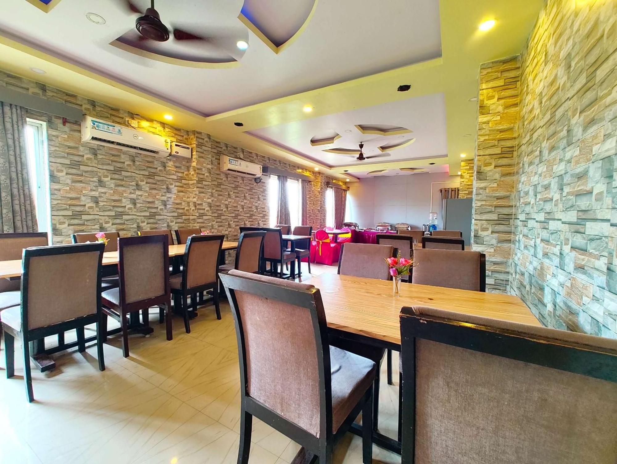 Neeldeep Guest House Puri Exterior photo